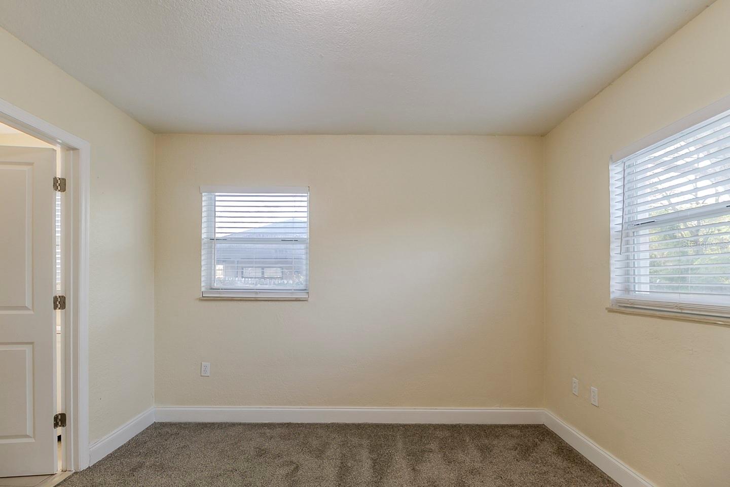 4320 Meadowbrook Ave Property Photo 11