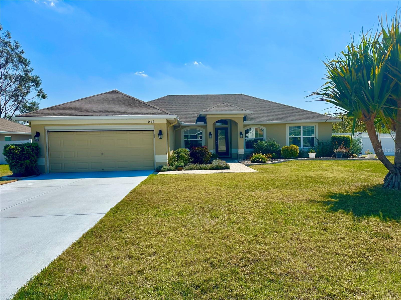 1556 Lemon Ave Property Photo