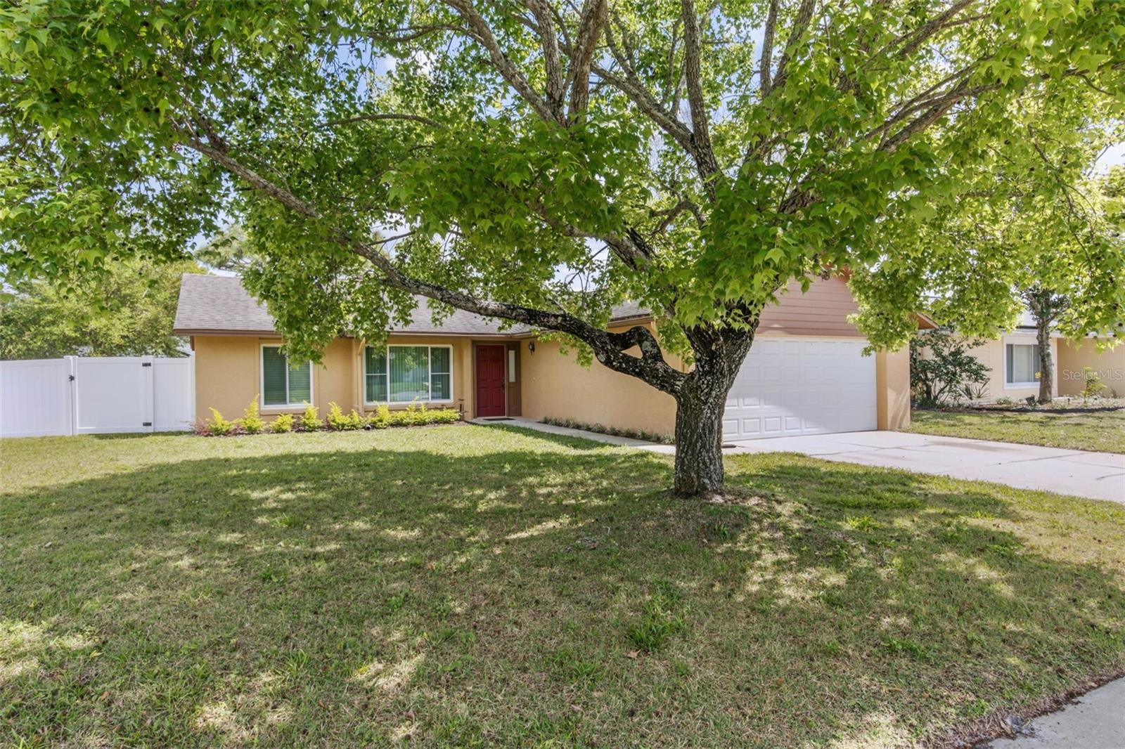 1045 Dishman Loop Property Photo