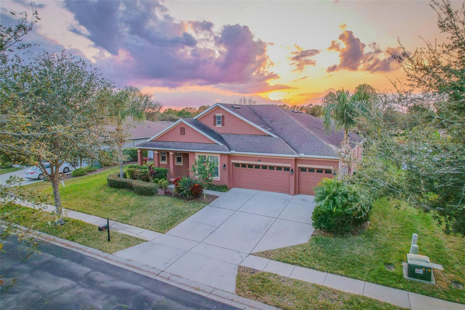 169 Magneta Loop Property Photo