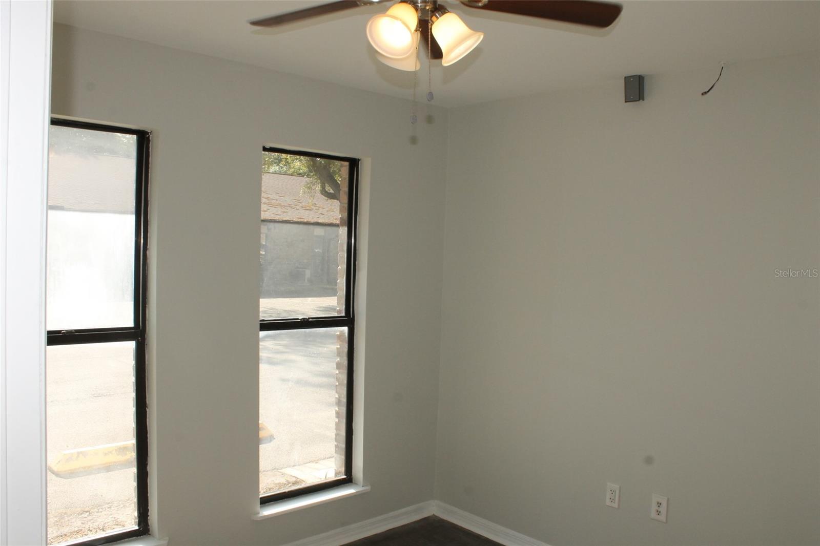 421 Montgomery Rd #125 Property Photo 10