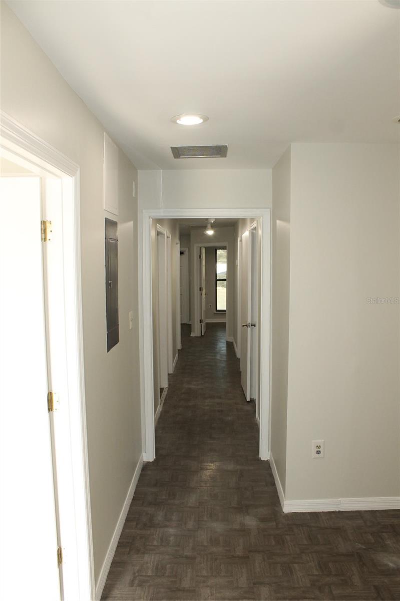 421 Montgomery Rd #125 Property Photo 16