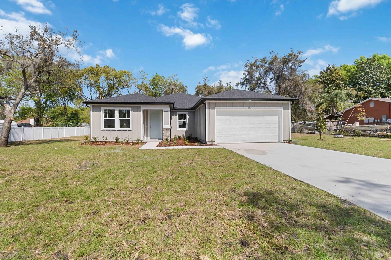 2341 Oleander Rd Property Photo