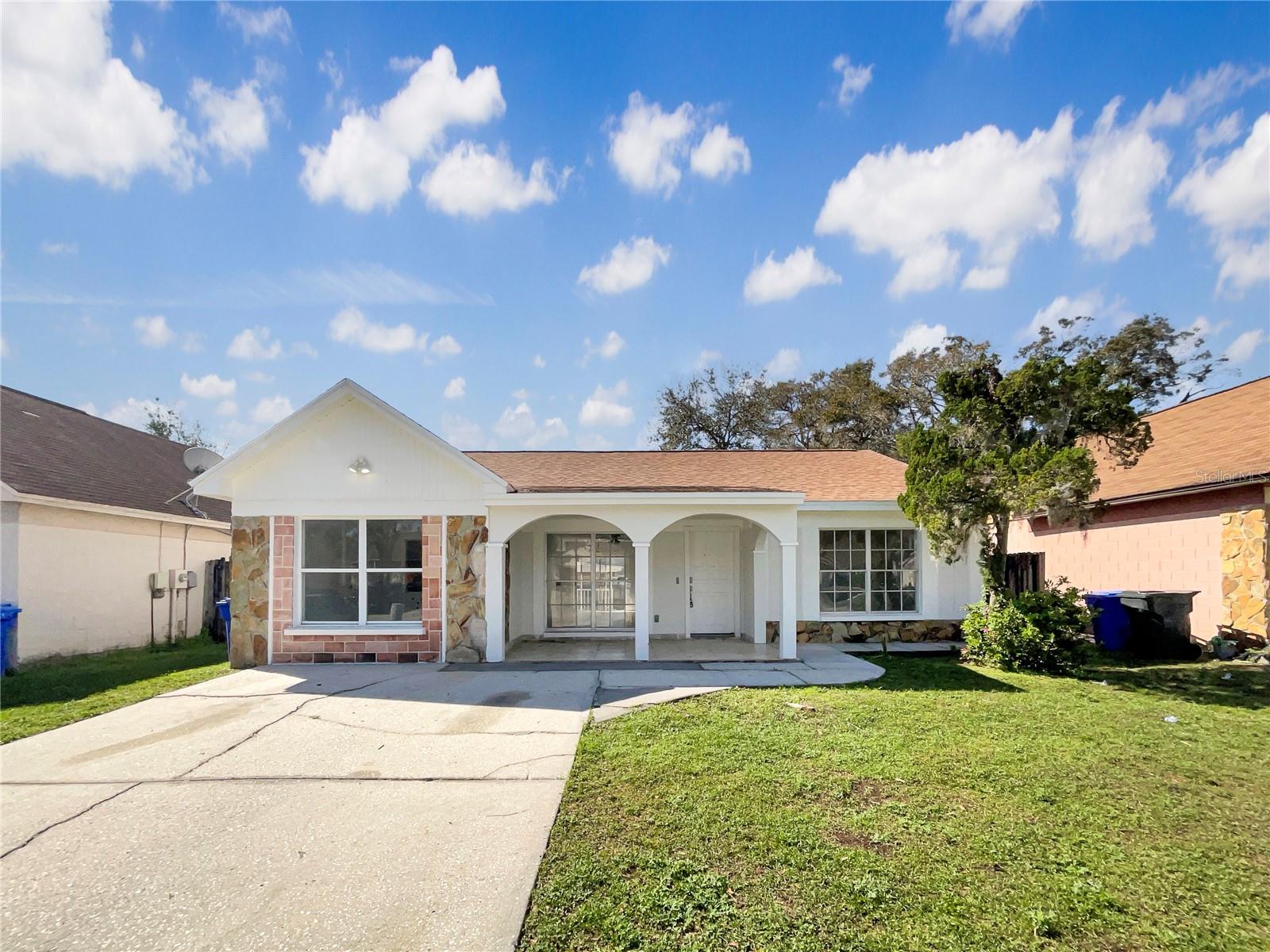 8326 Iberia Pl Property Photo