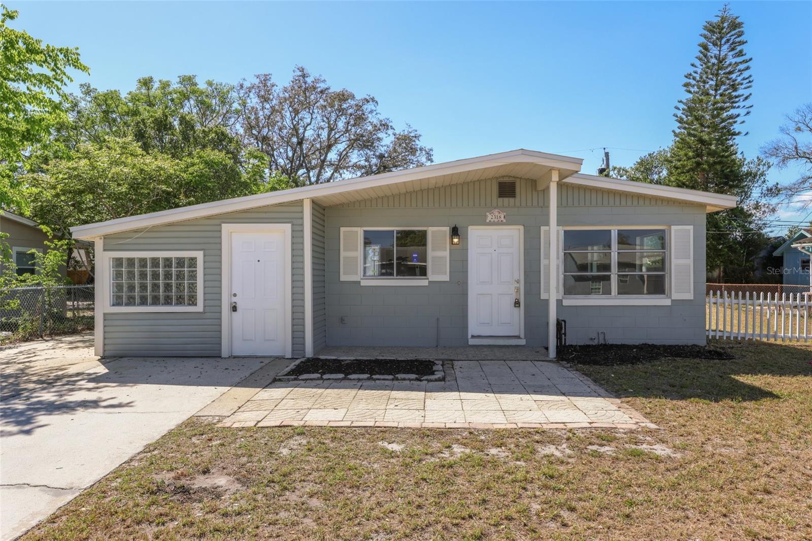 2318 Vincent Rd Property Photo