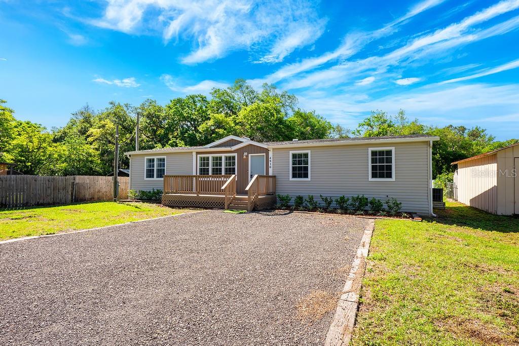 4810 Sunset Rd Property Photo
