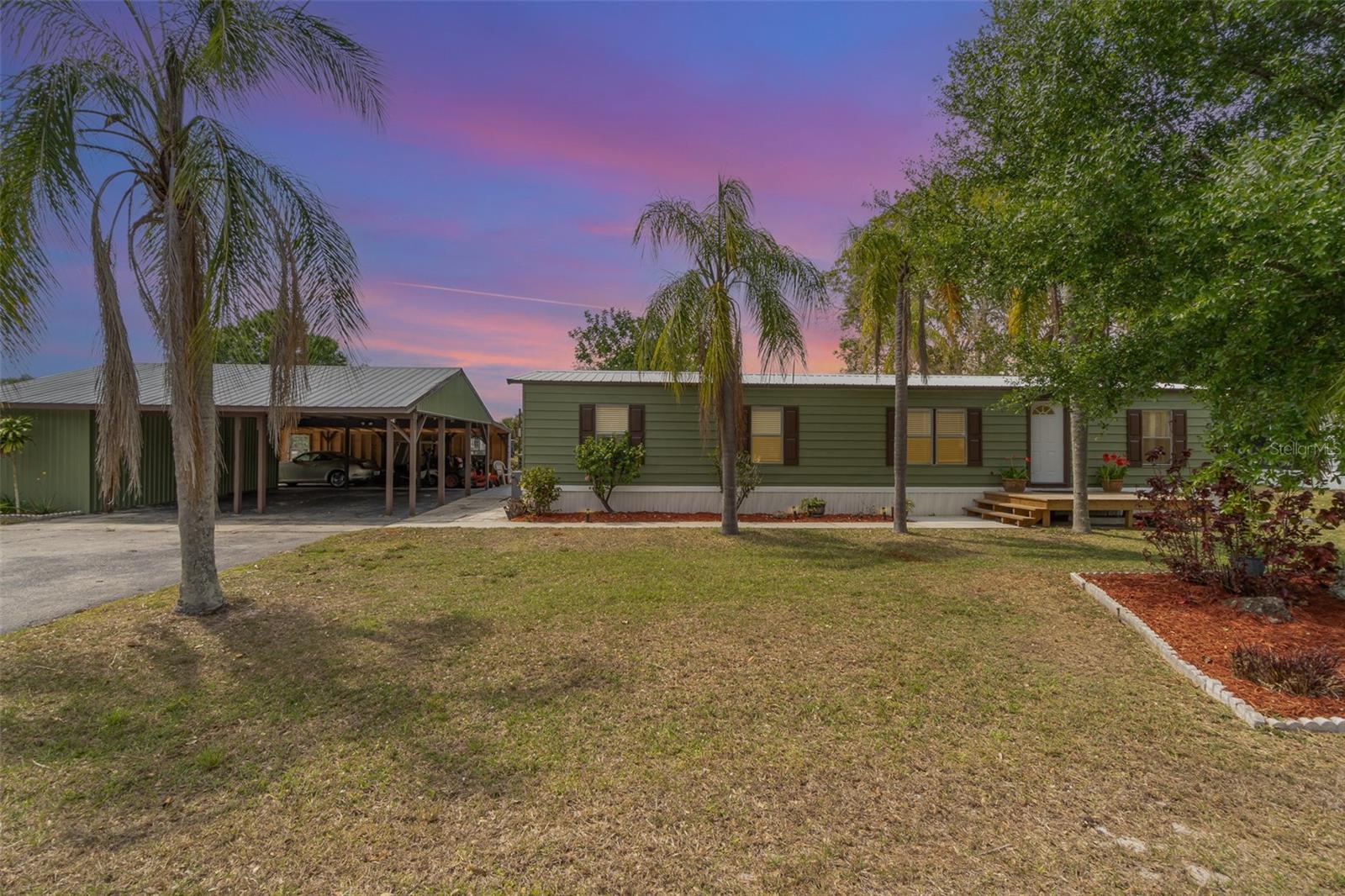 1300 Riverview Dr Property Photo