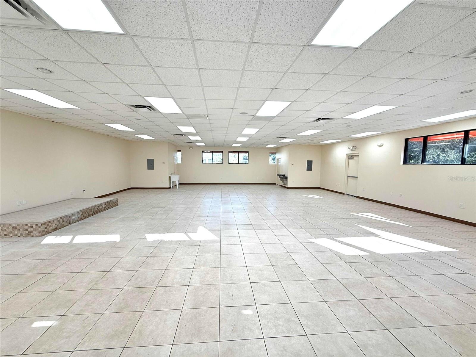 220 Alafaya Woods Blvd #1004 Property Photo 3