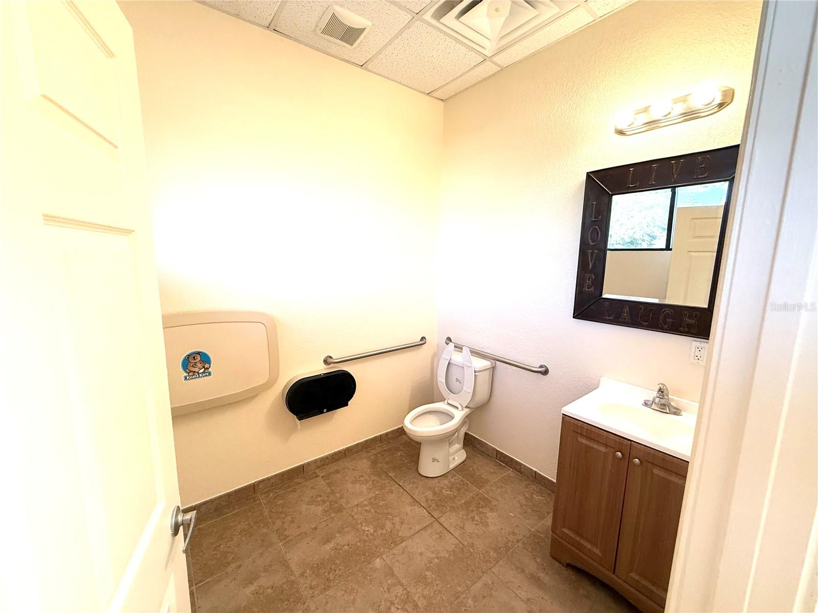 220 Alafaya Woods Blvd #1004 Property Photo 11