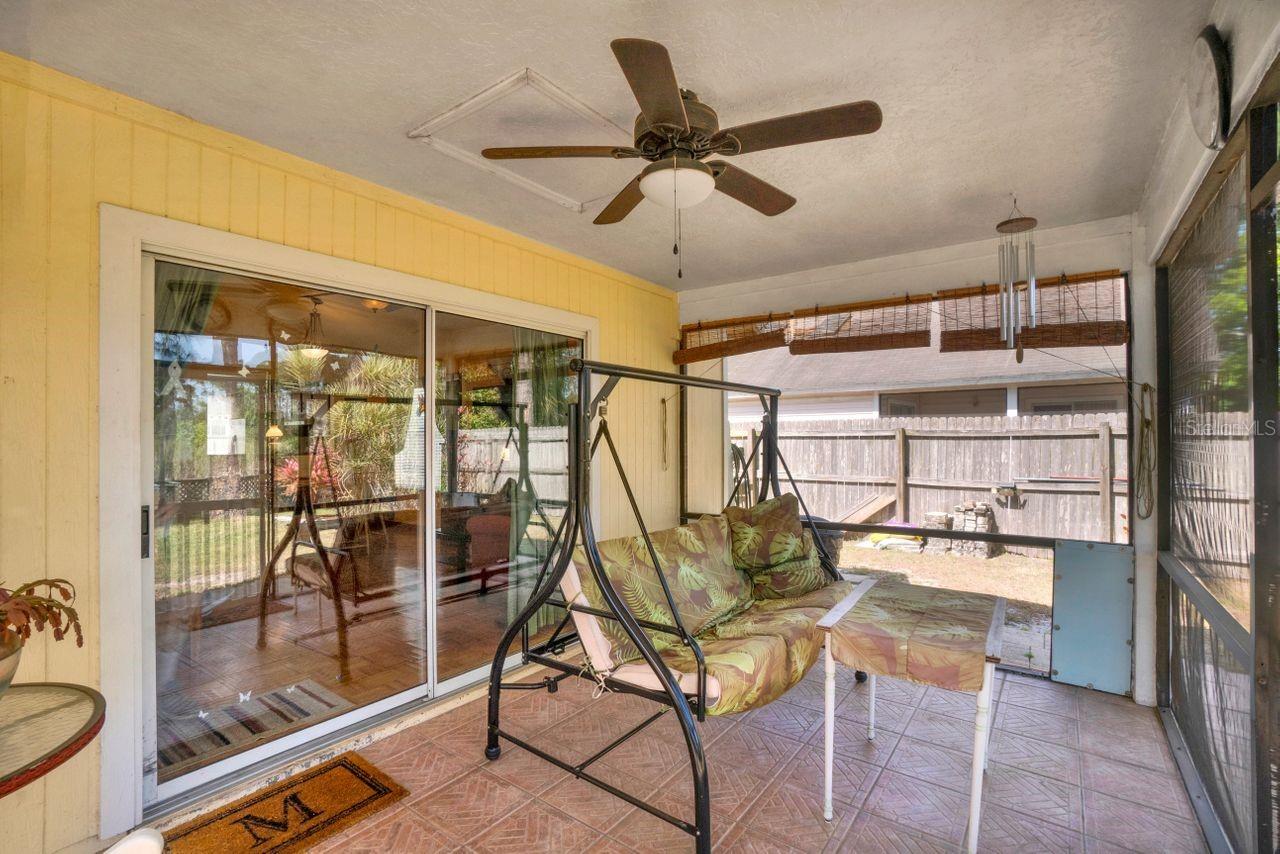 182 Edgewater Cir Property Photo 17