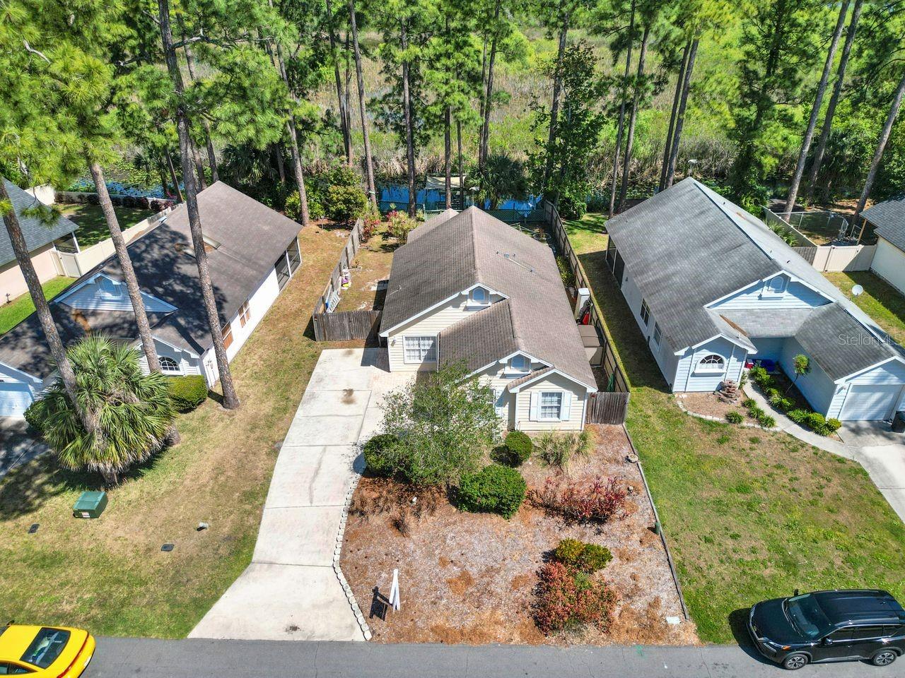 182 Edgewater Cir Property Photo 27