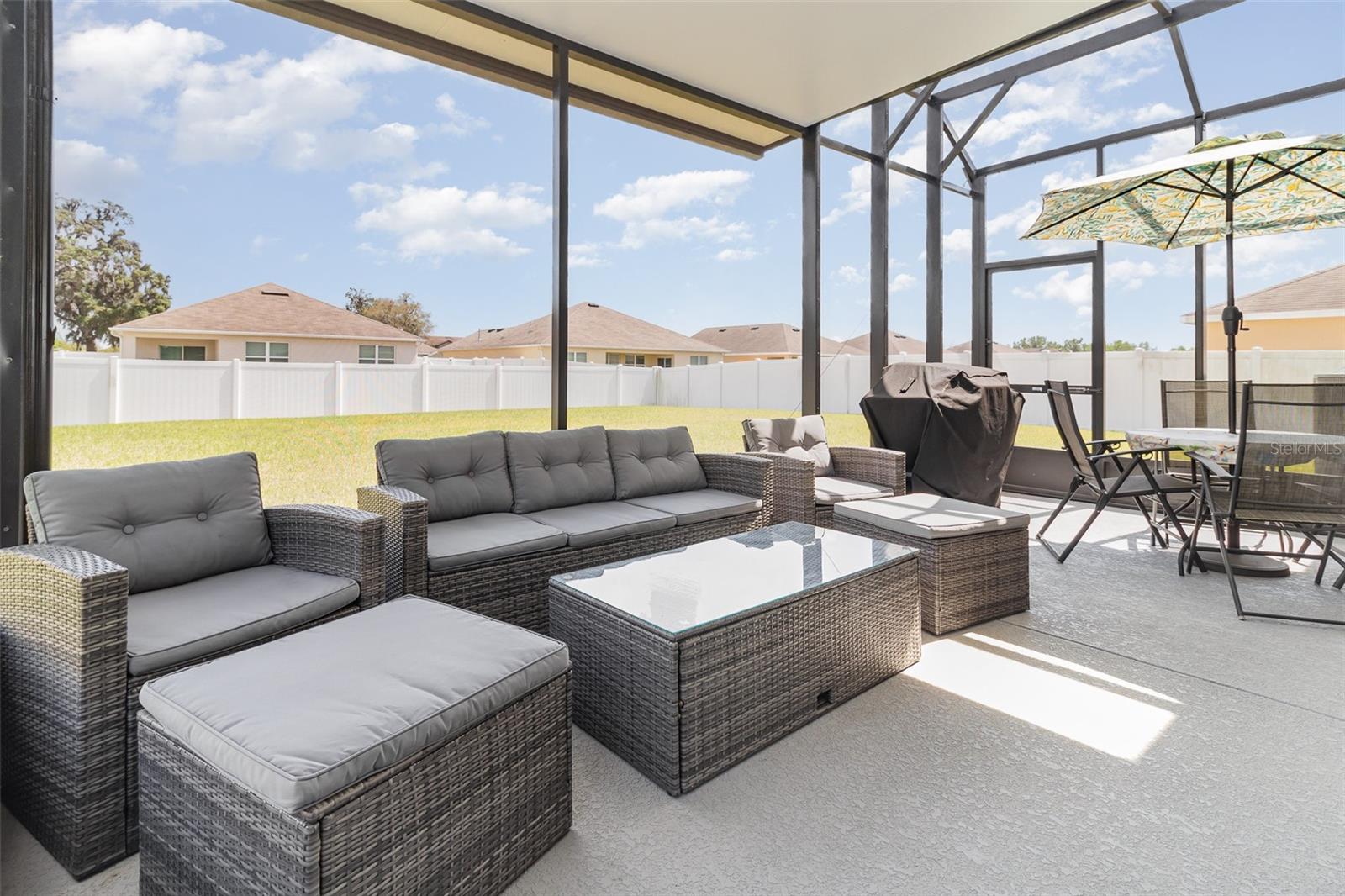9731 Pepper Tree Trl Property Photo 3