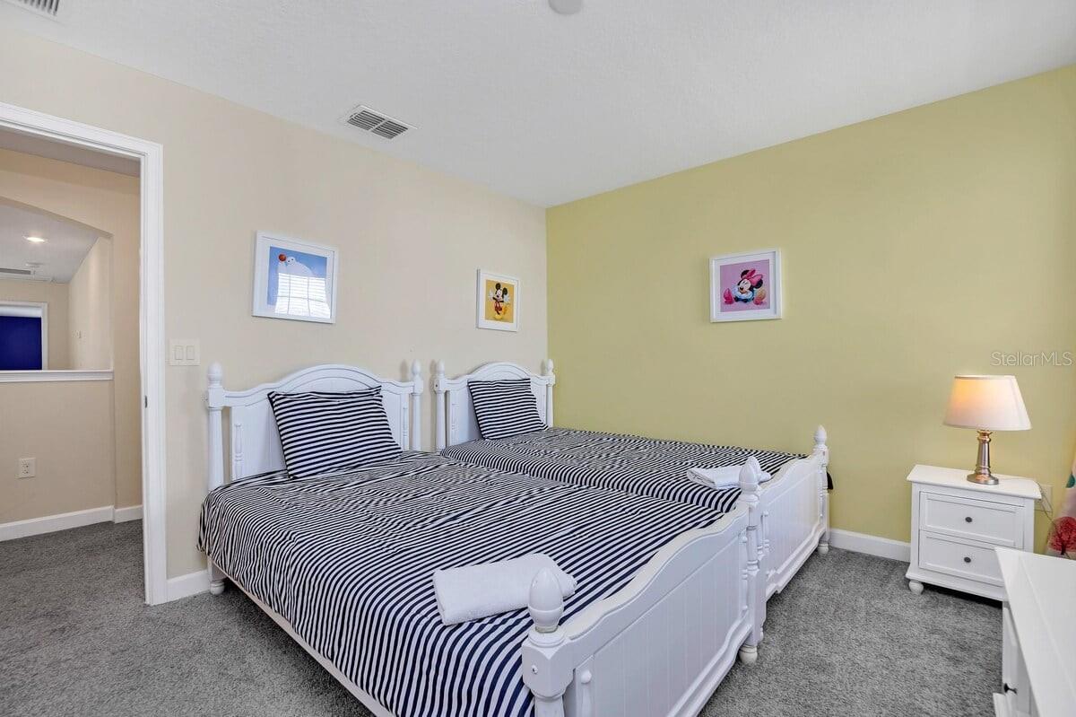 1555 Flange Dr Property Photo 26
