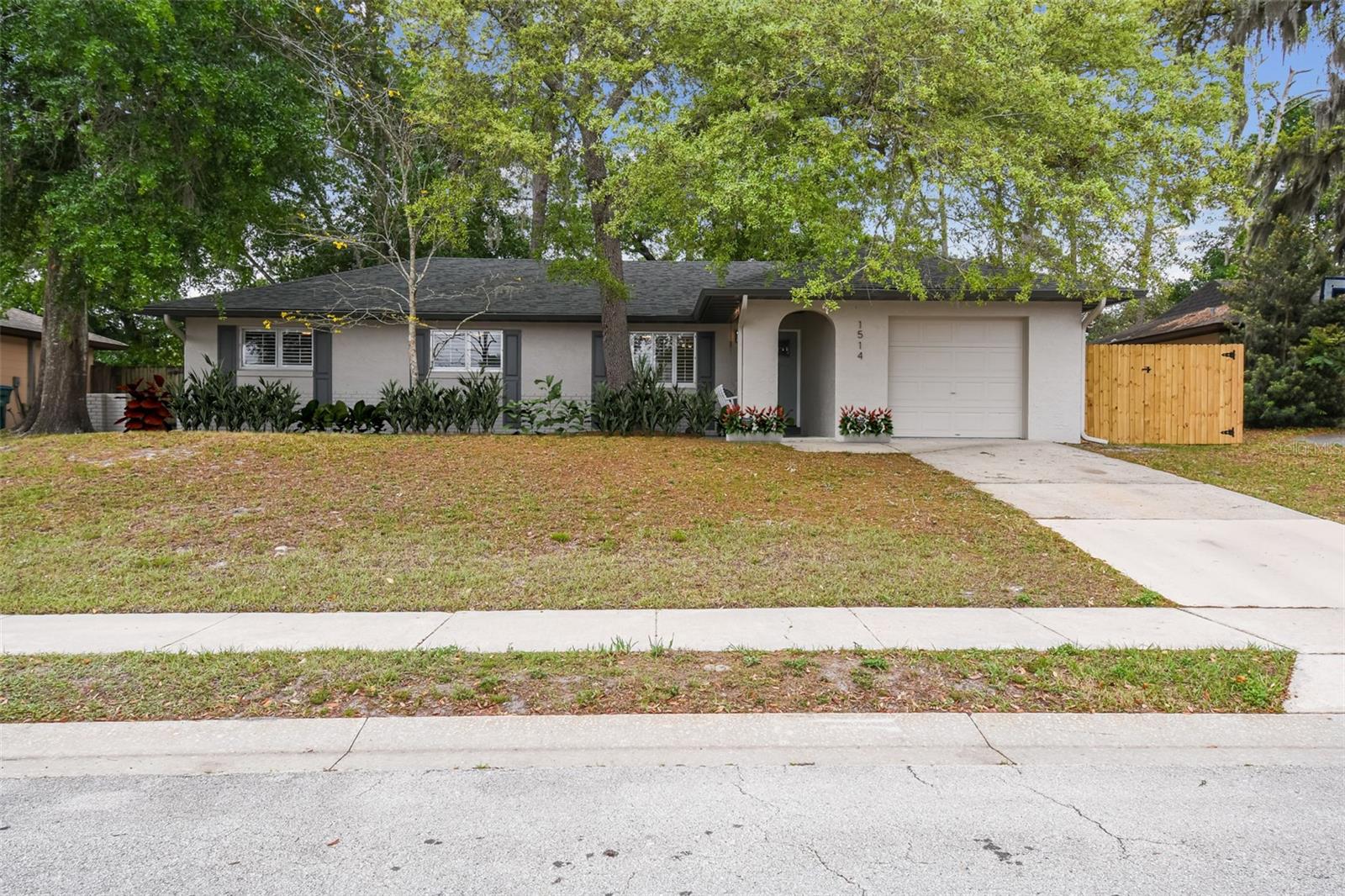 1514 Pelican St Property Photo