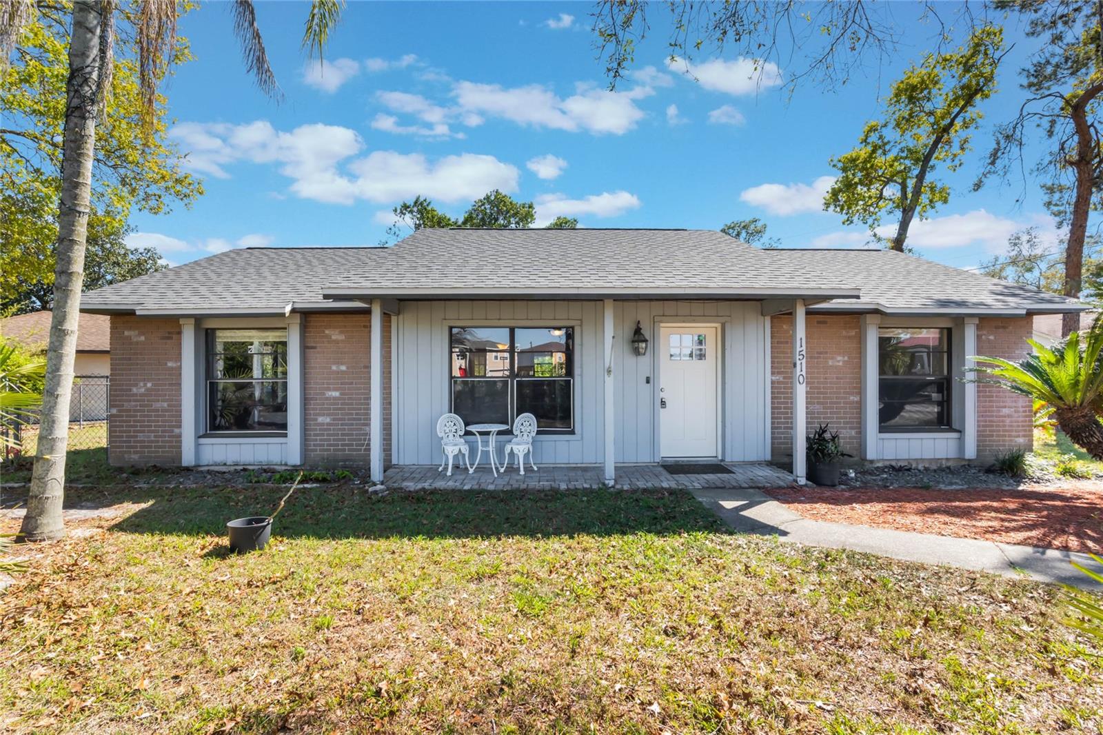 1510 Chatsworth Ave Property Photo