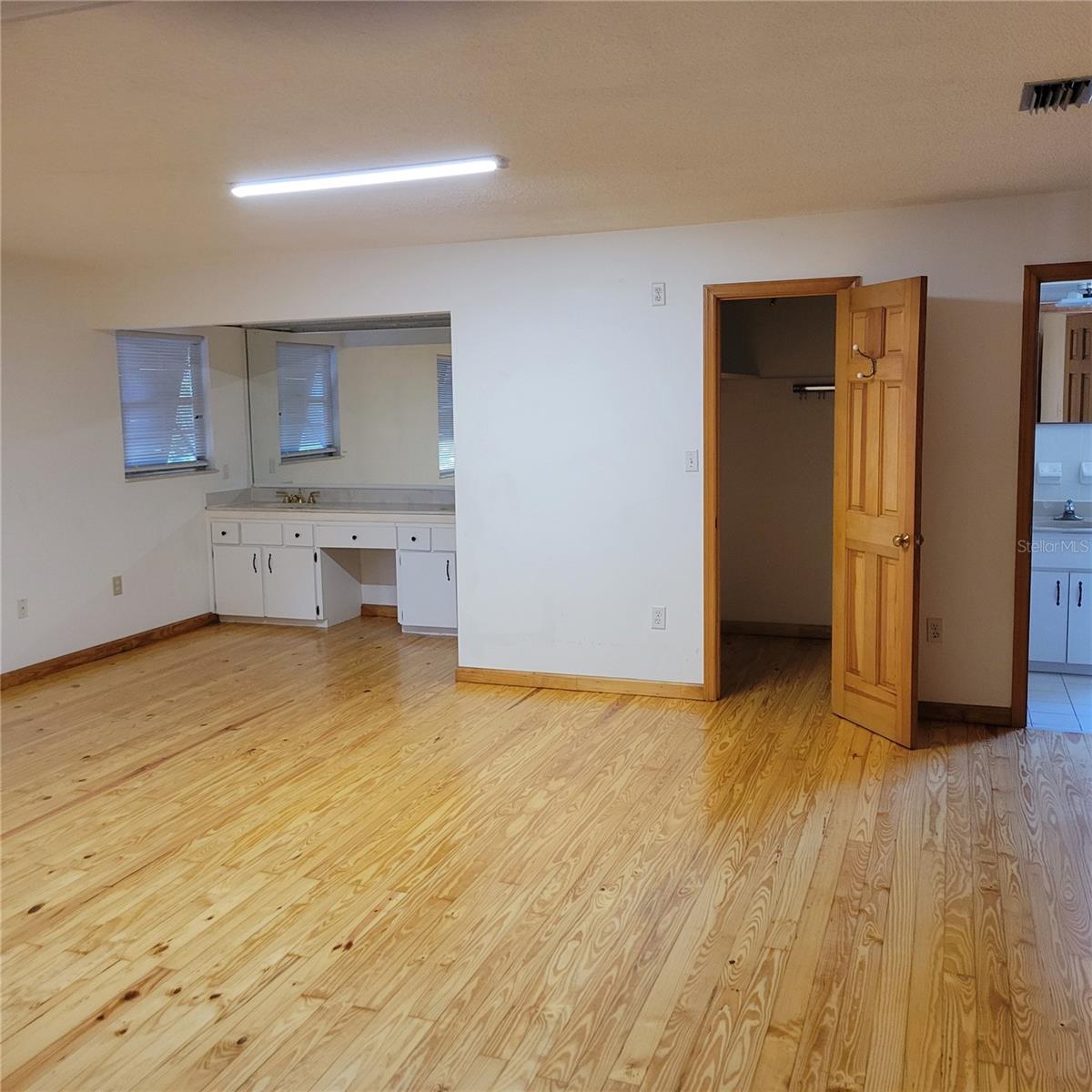 1661 Votaw Rd Property Photo 19