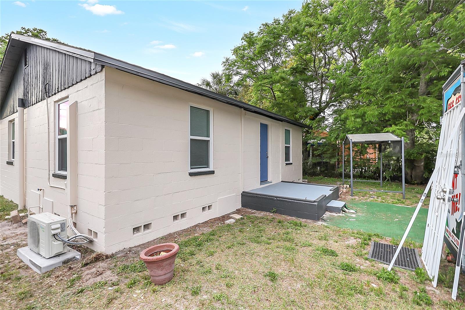 626 Marvin C Zanders Ave Property Photo 15