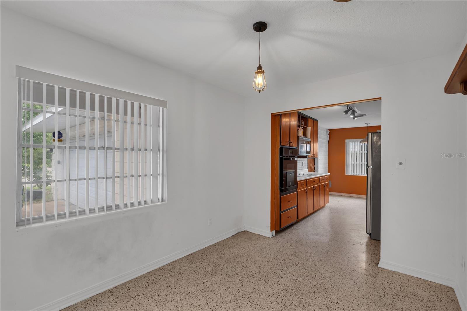 2829 Aloma Ave Property Photo 11