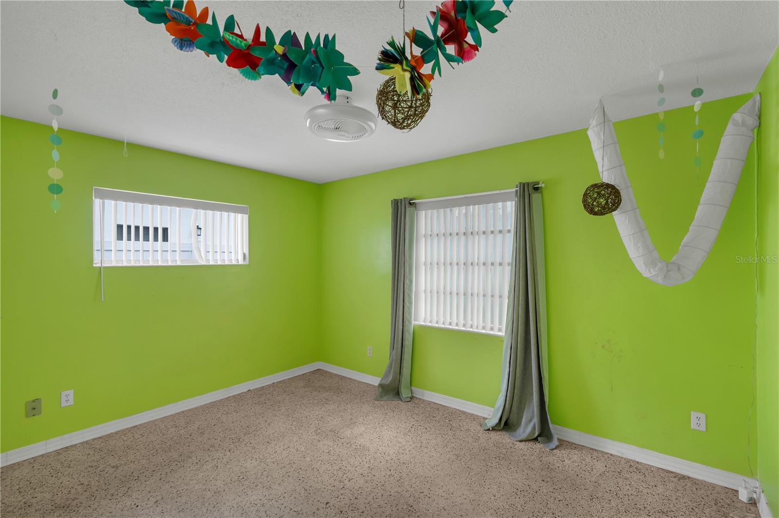 2829 Aloma Ave Property Photo 20