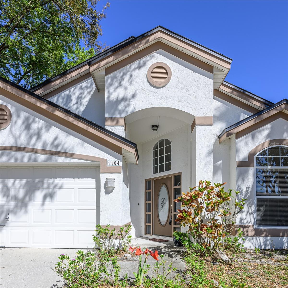 1104 Parker Canal Ct Property Photo