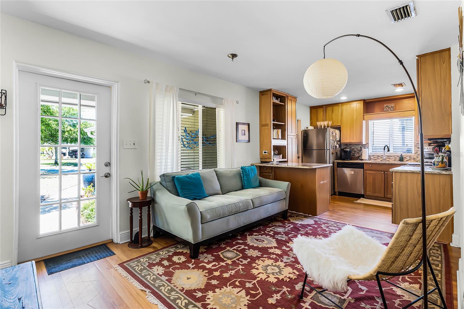 1564 Cavendish Rd Property Photo 8