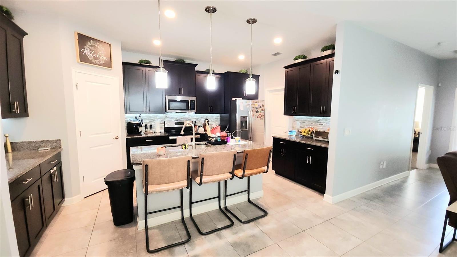 4687 Fairy Tale Cir Property Photo 7