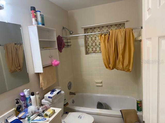 2108 Wolf Rd Property Photo 9