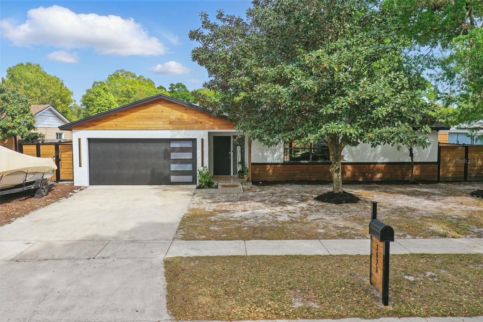 3073 Bluebrook Dr Property Photo