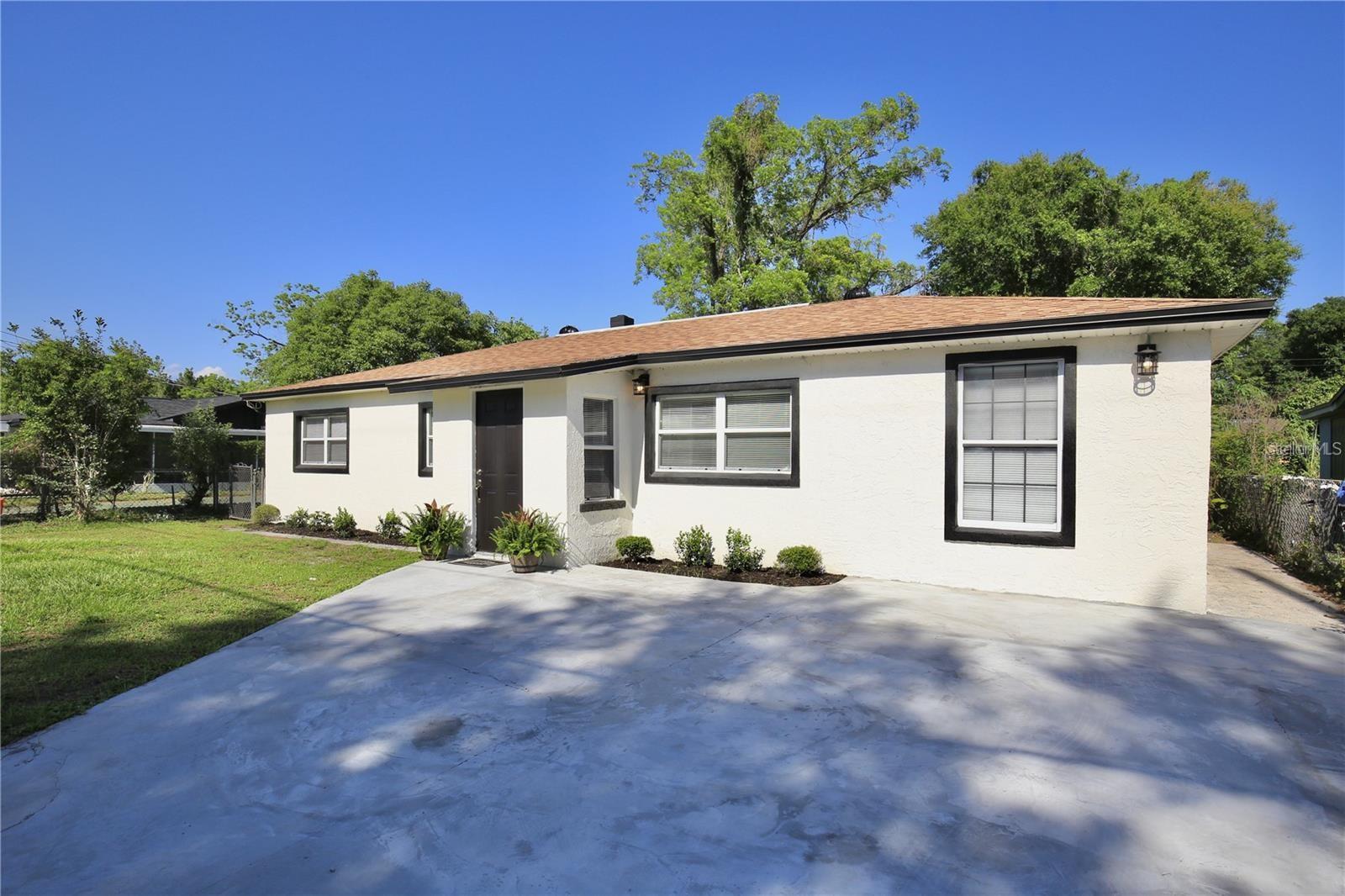 1475 Lowrie Ave Property Photo