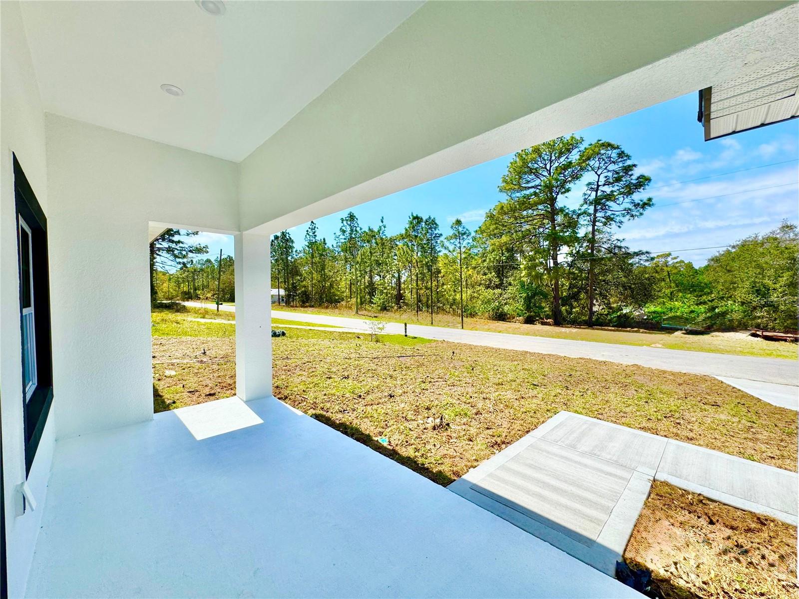 7815 N Primrose Dr Property Photo 6