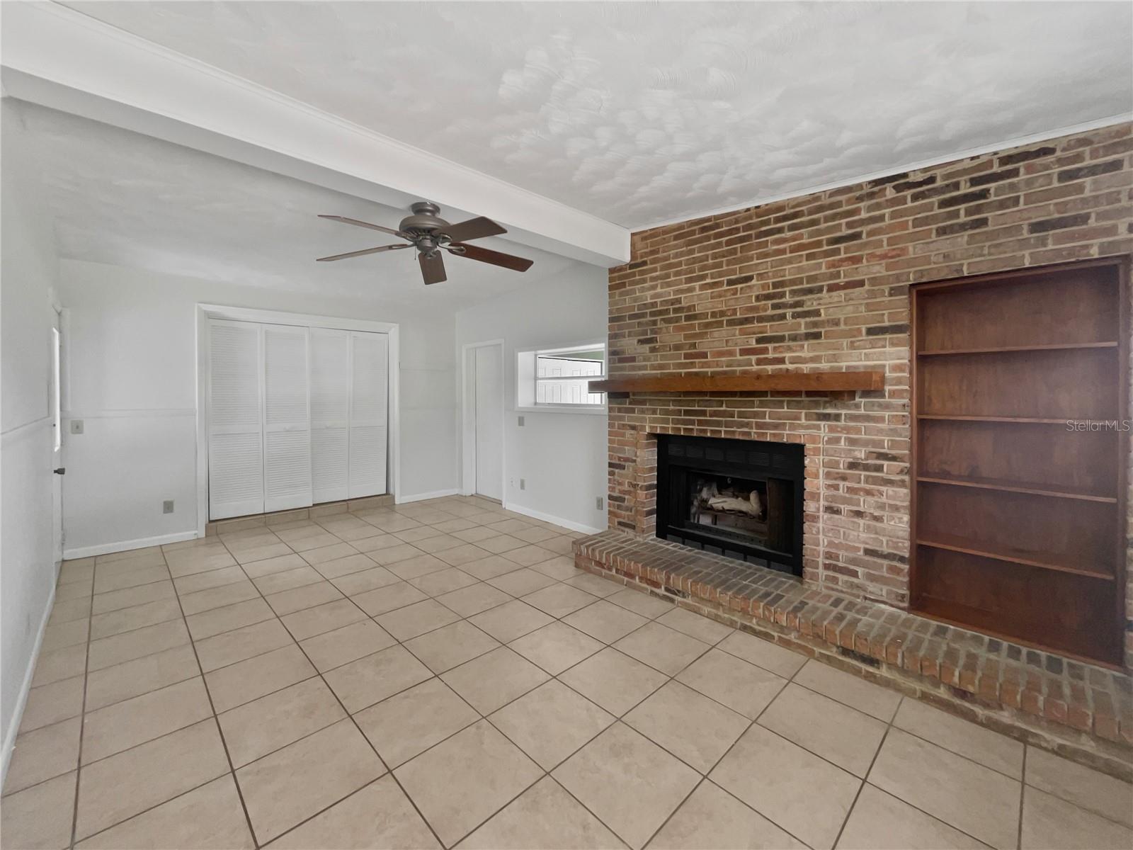 117 N Sunland Dr Property Photo 11