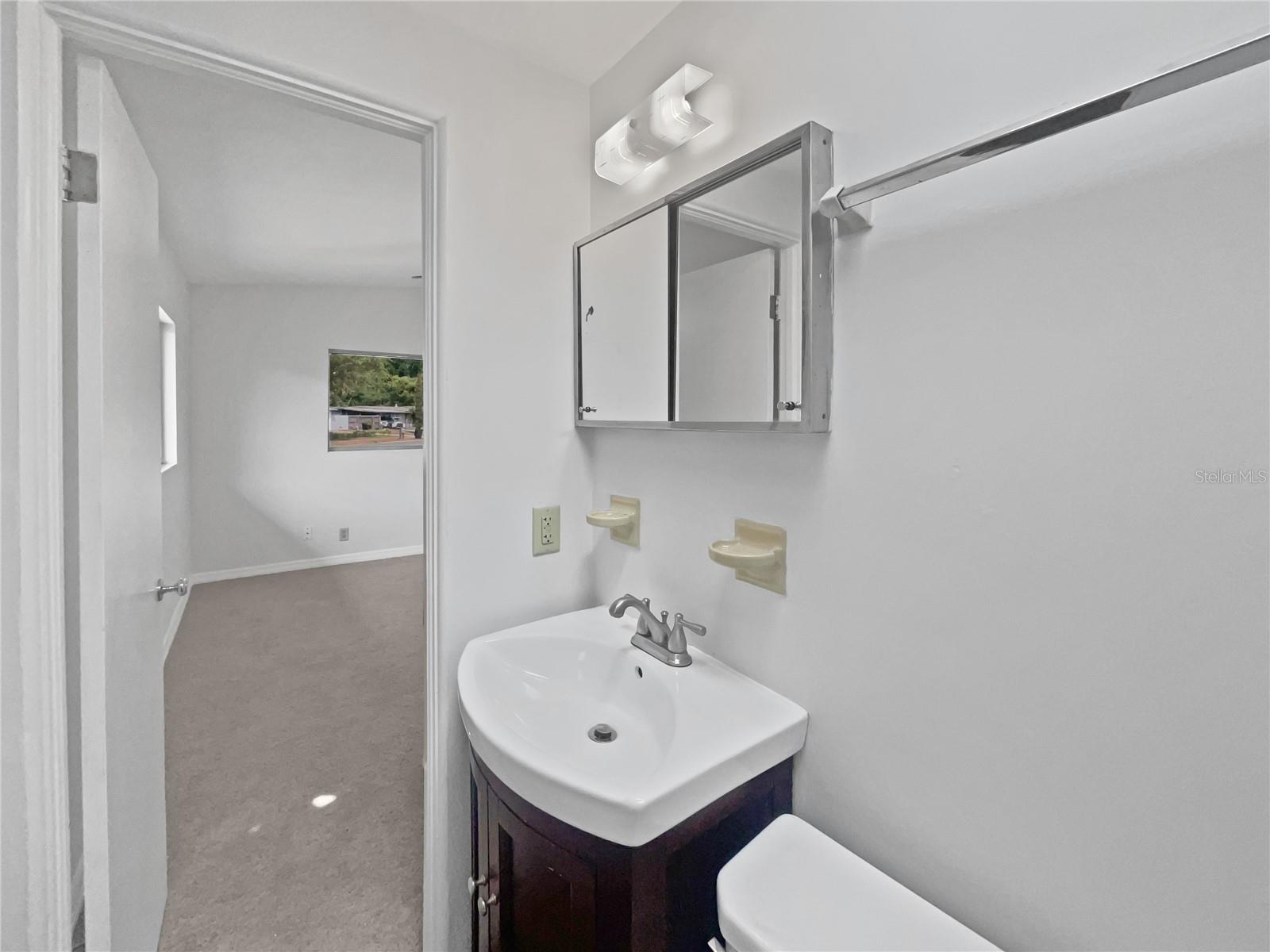 117 N Sunland Dr Property Photo 21