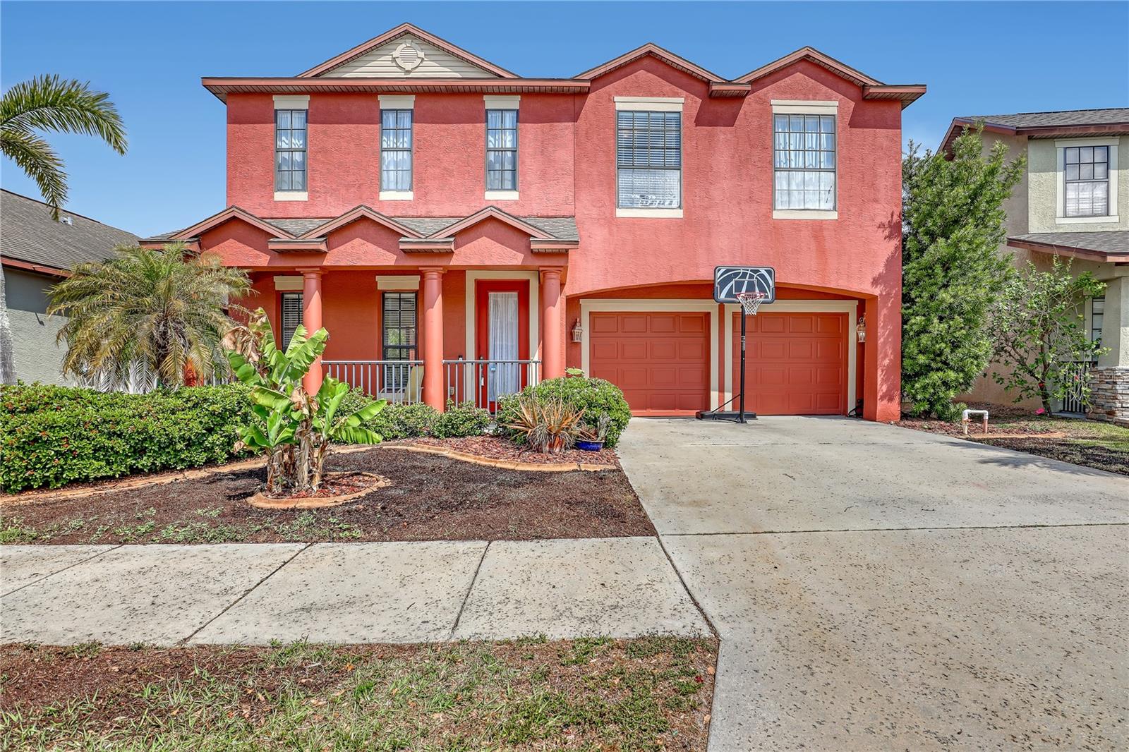 2882 Glenridge Cir Property Photo