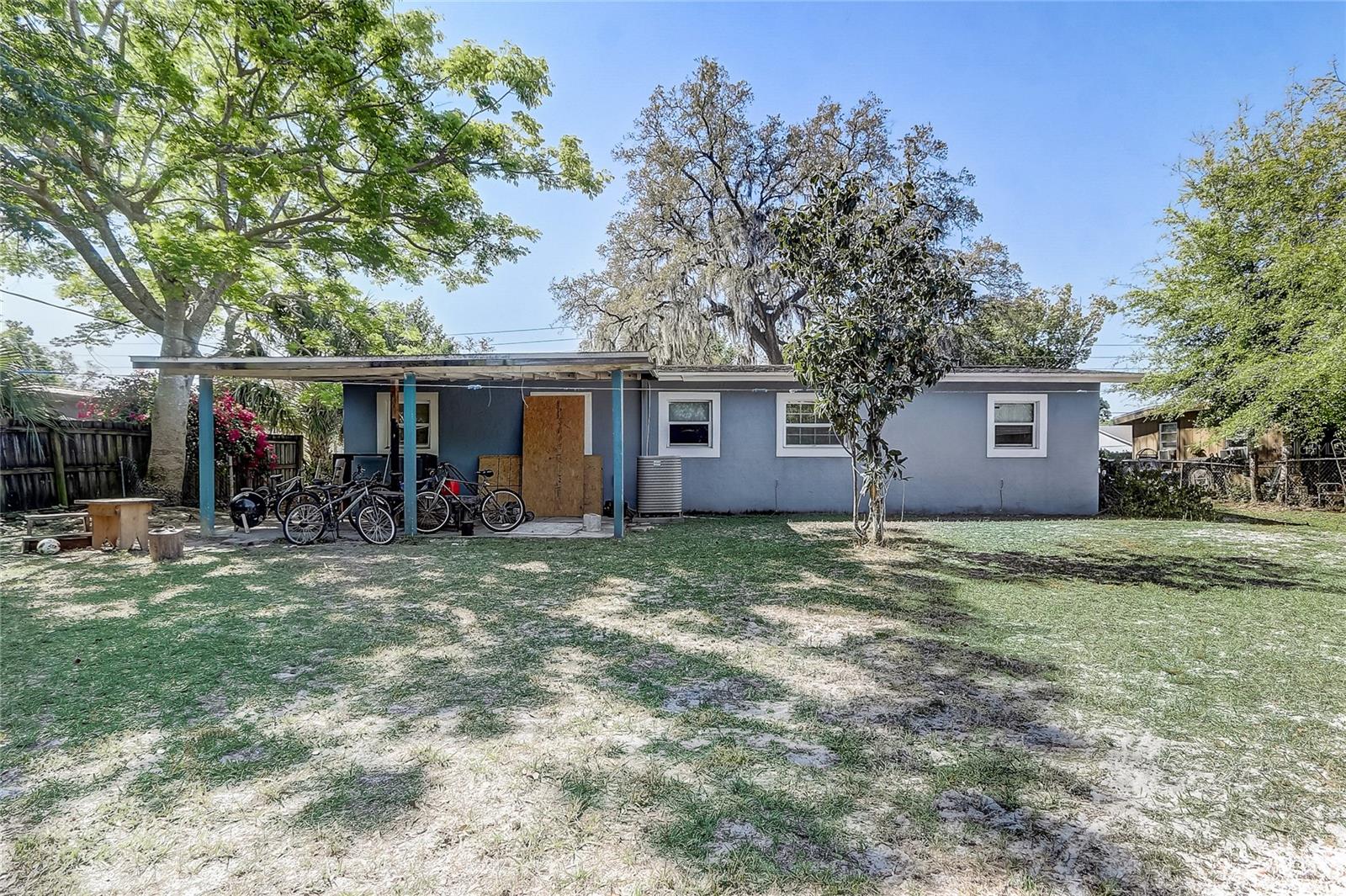 243 W Martin St Property Photo 25