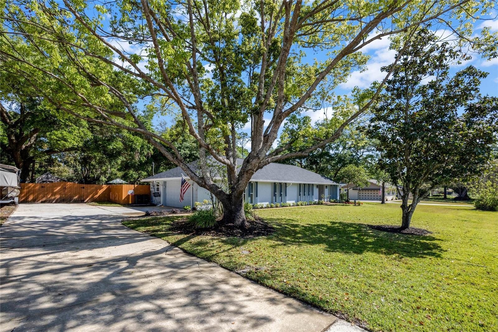 1104 Dyson Dr Property Photo 1