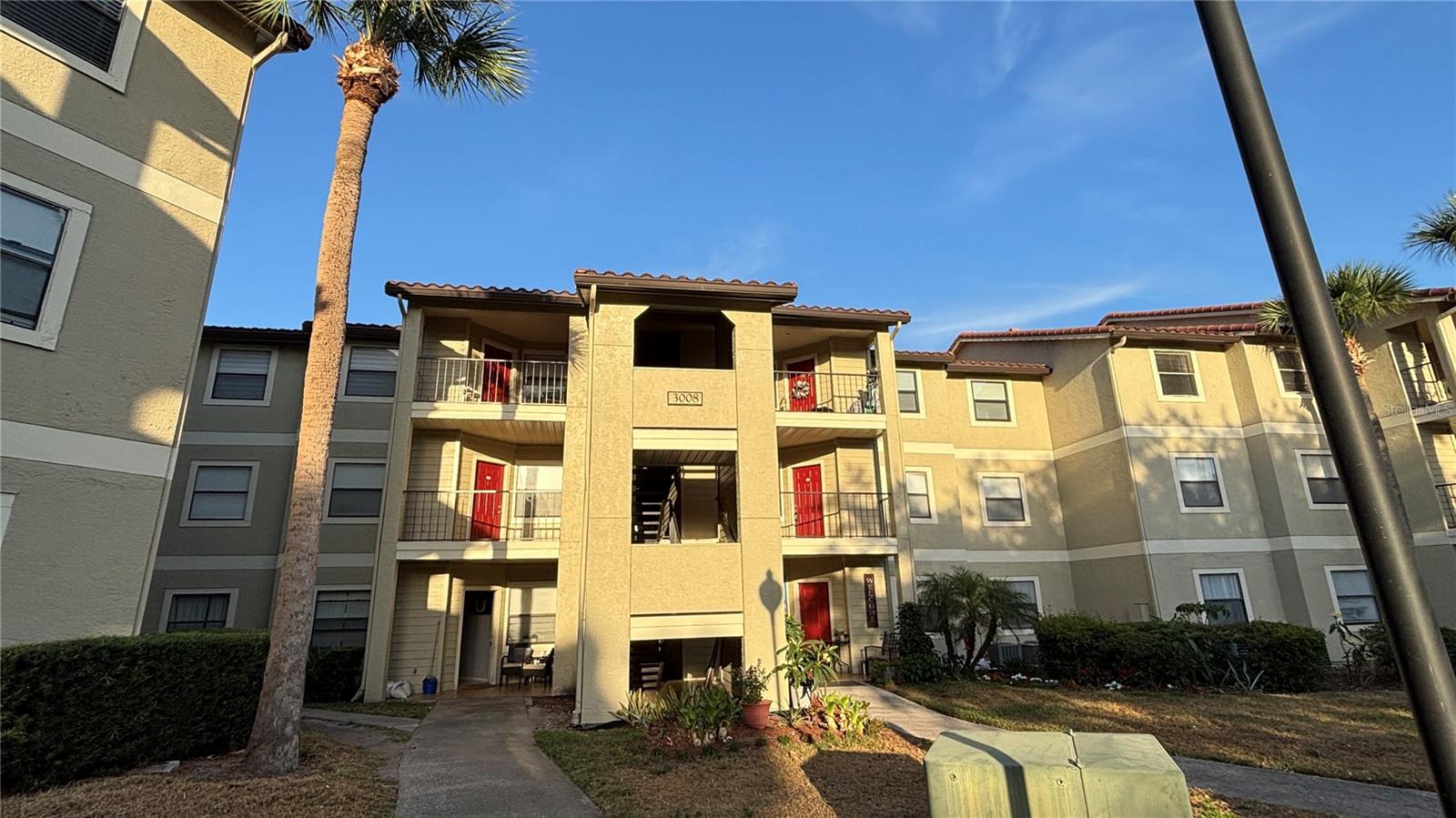 3008 Parkway Blvd #206 Property Photo