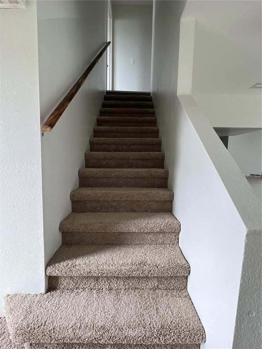 711 Caribbean Dr #main Unit Property Photo 6