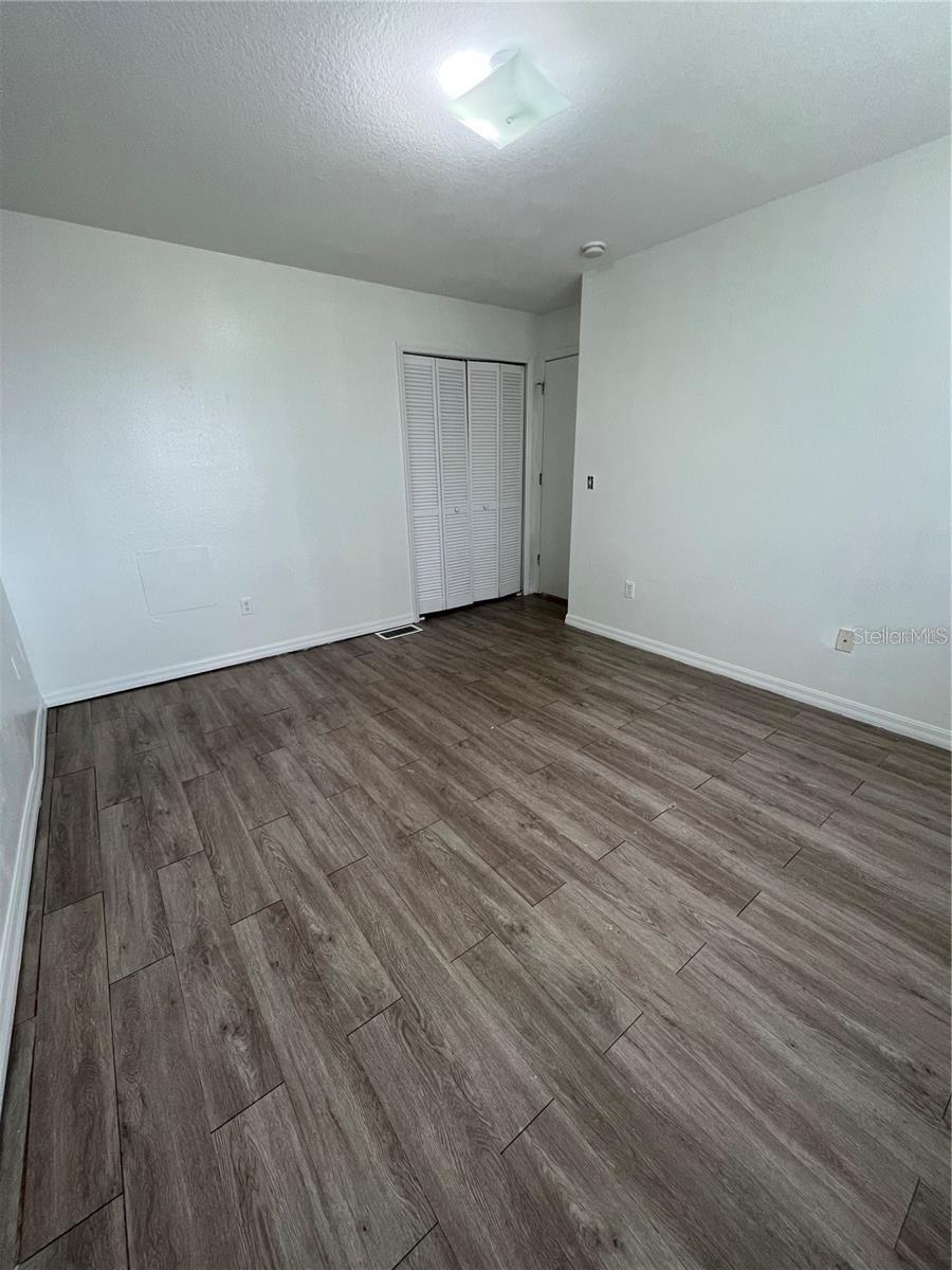 711 Caribbean Dr #main Unit Property Photo 16