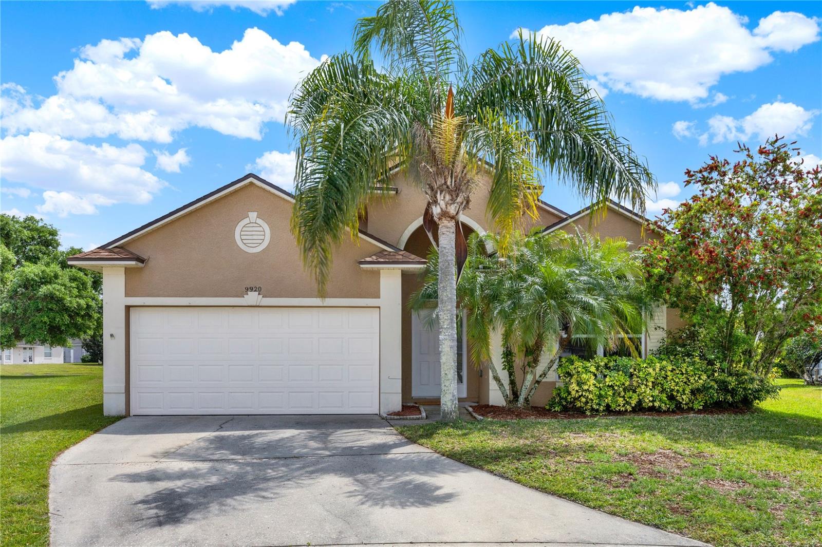 9920 Kona Isle Ct Property Photo 1