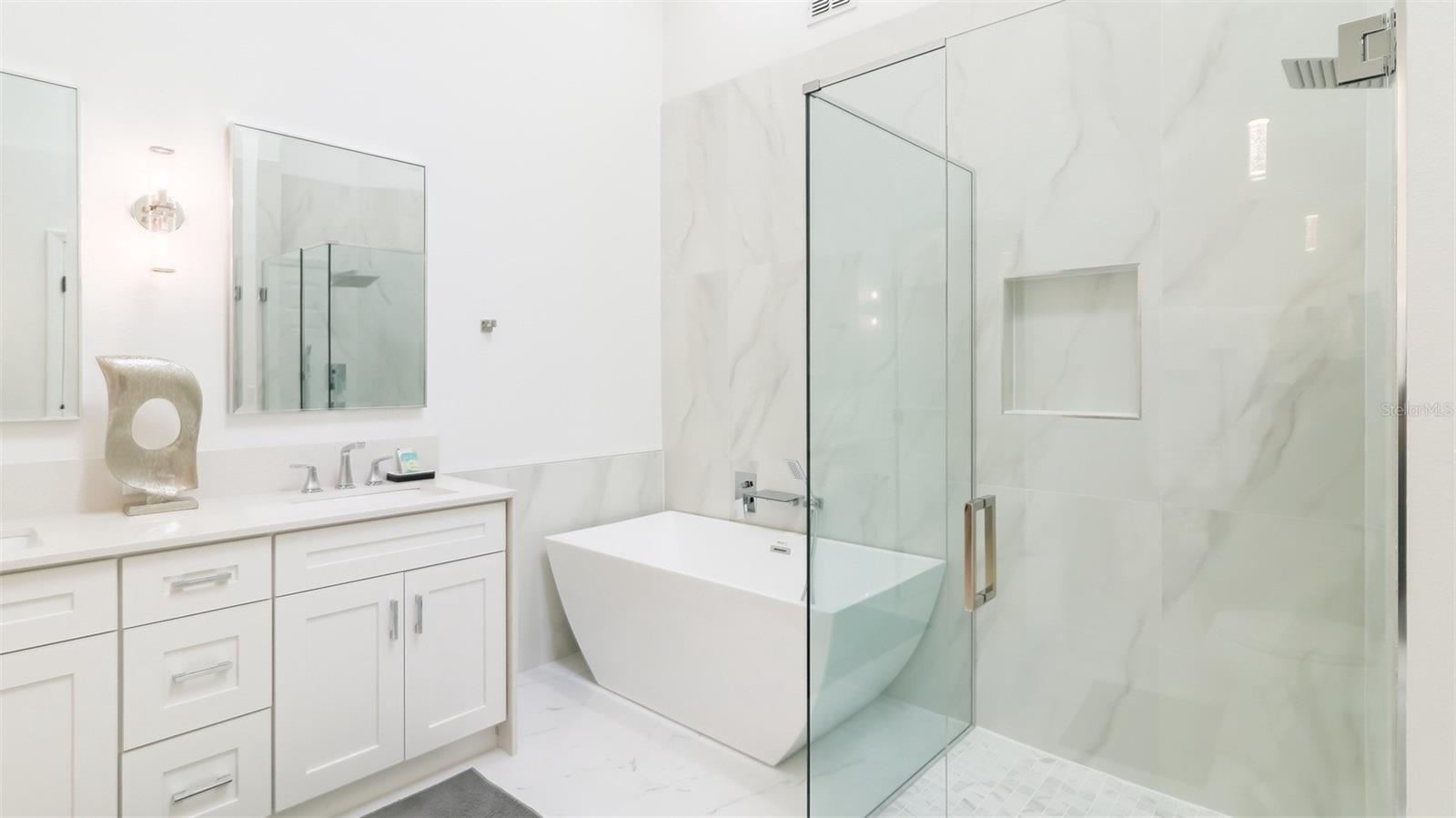 141 Craen Dr Property Photo 15