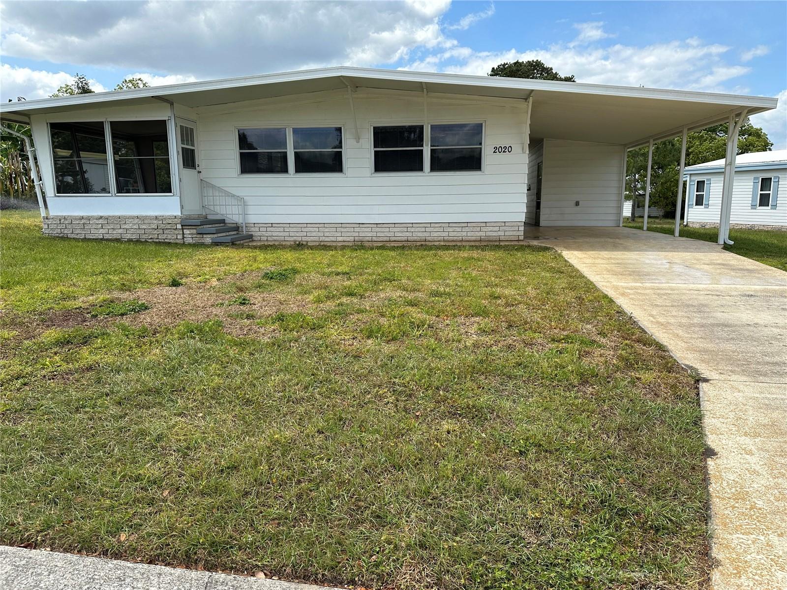 2020 E Lake Dr #ge Property Photo