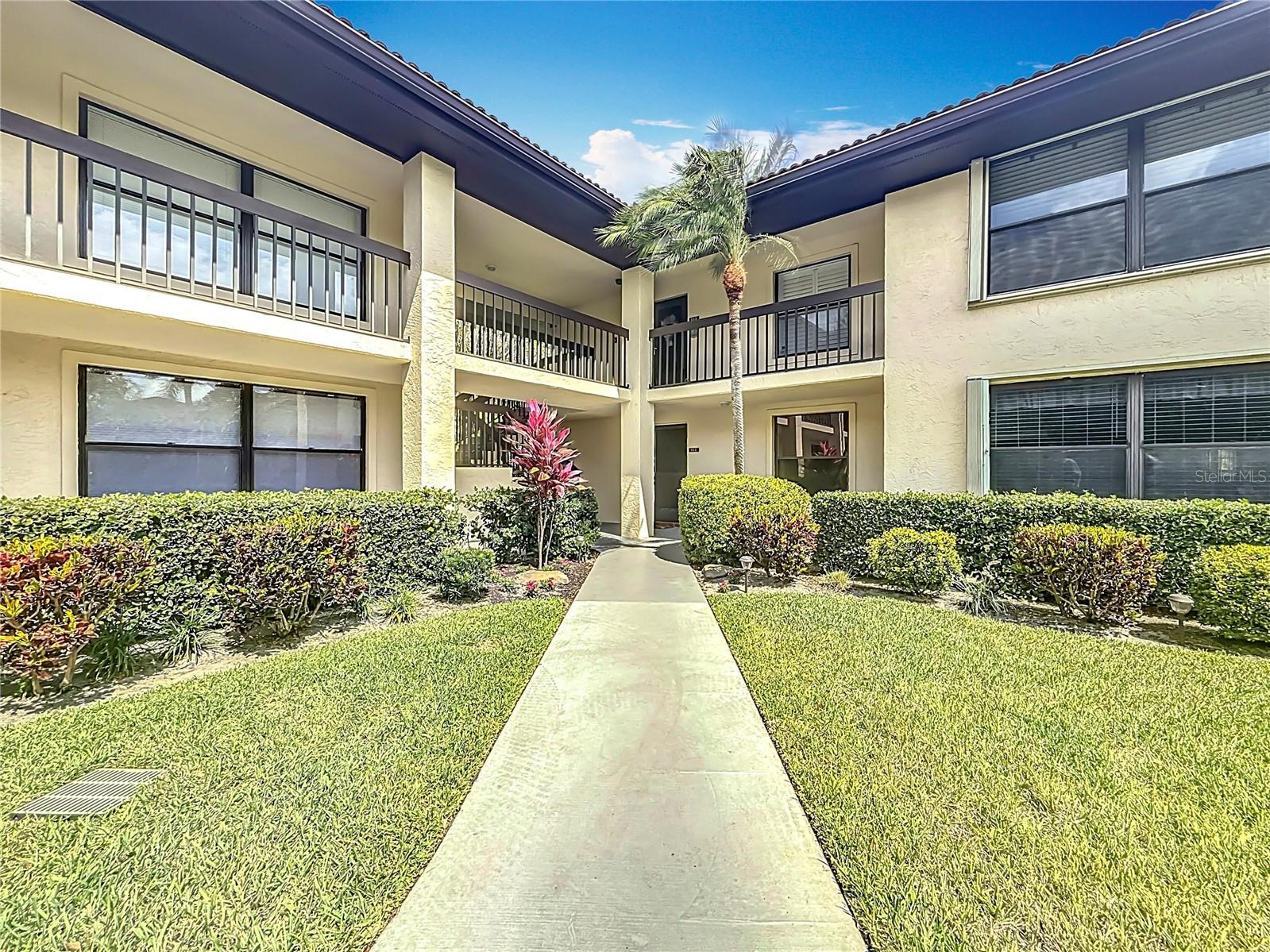 541 Sw South River Dr #102 Property Photo