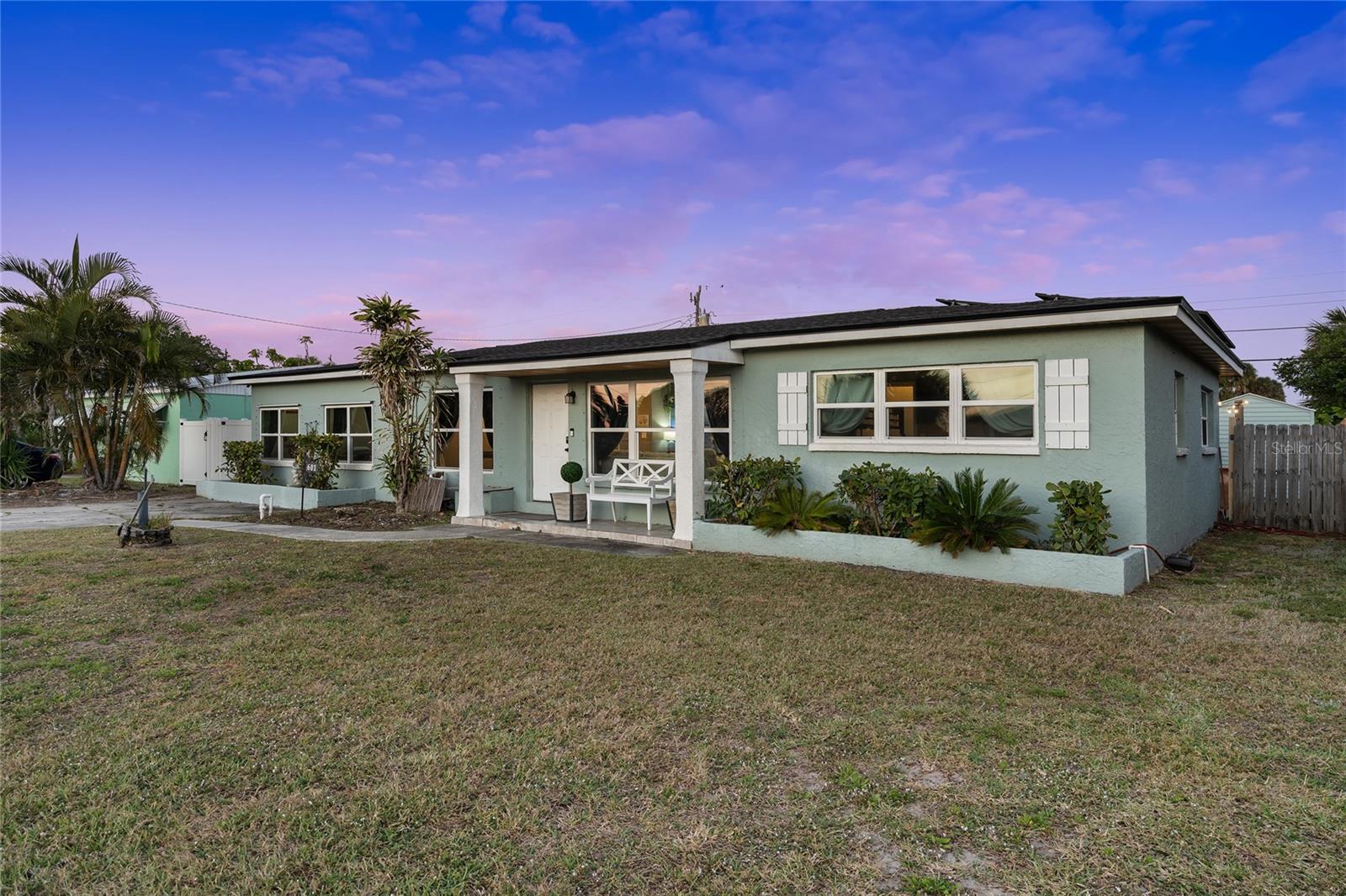 601 Sea Gull Dr Property Photo