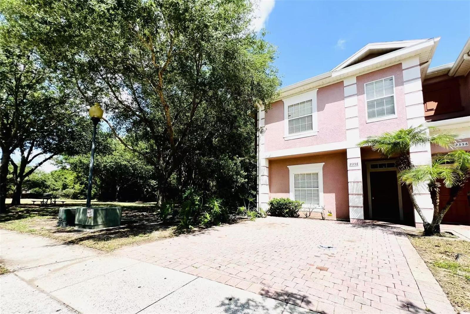 2356 CARAVELLE CIR Property Photo 1