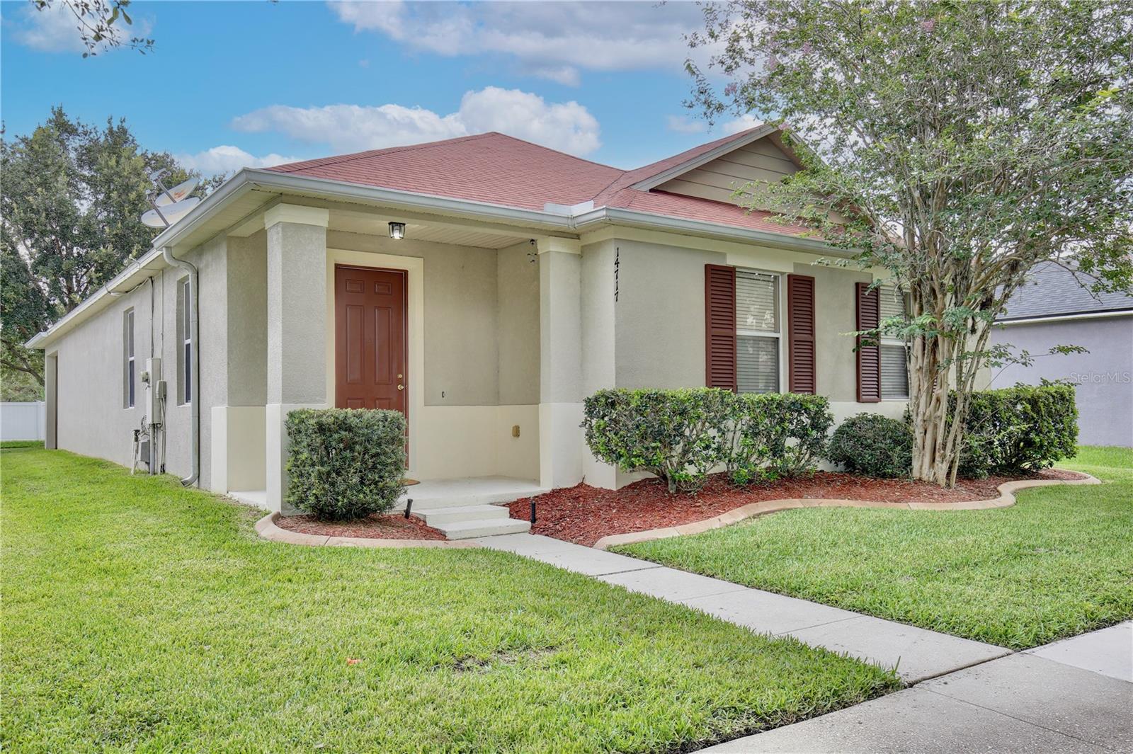 14717 Royal Poinciana Dr Property Photo 1