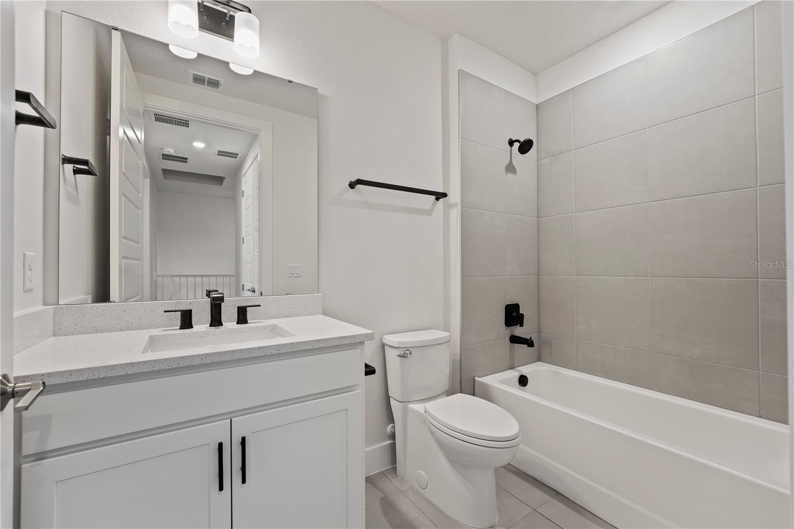 336 Center Lake Ln #a-2 Property Photo 24