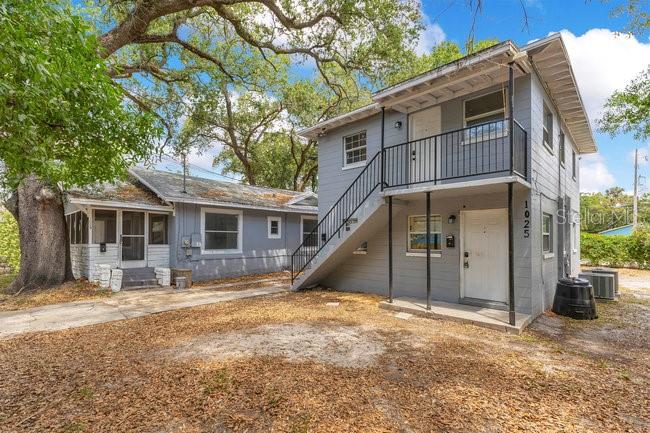 1025 Colyer St #a/b Property Photo