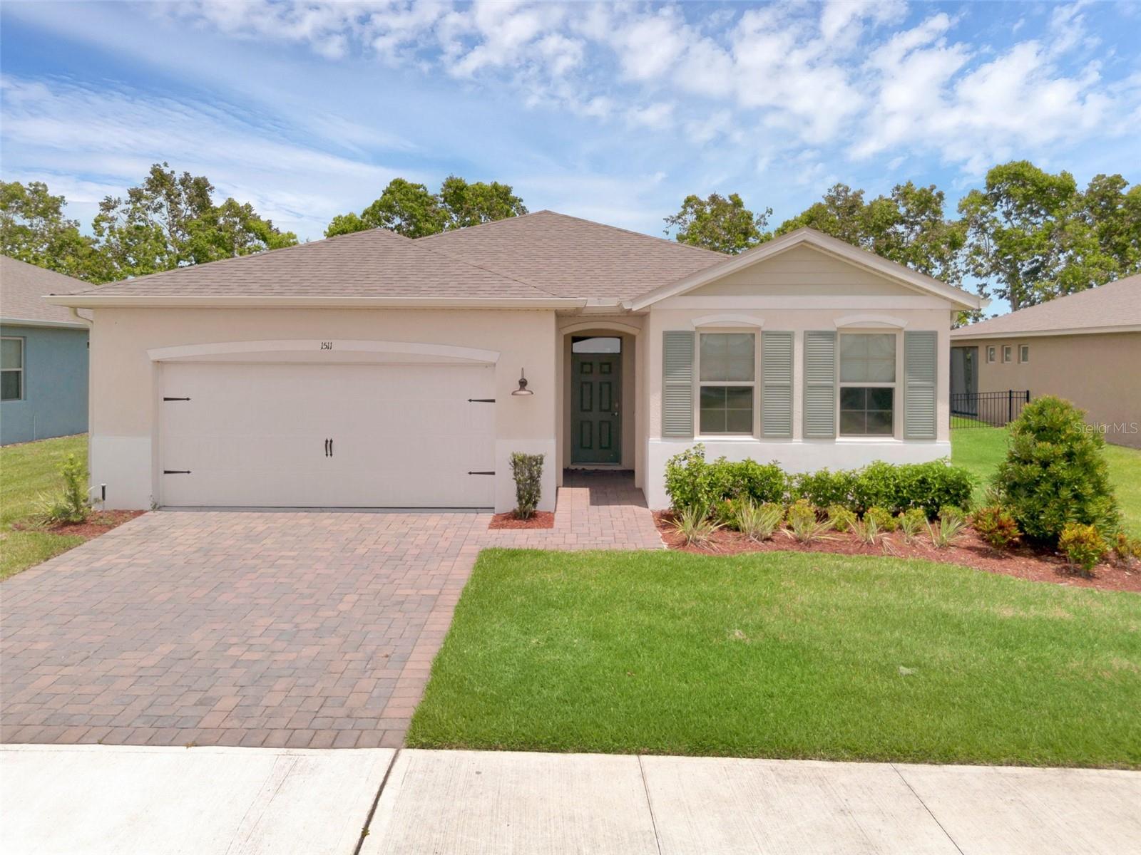 1511 Lyonsdale Ln Property Photo 1