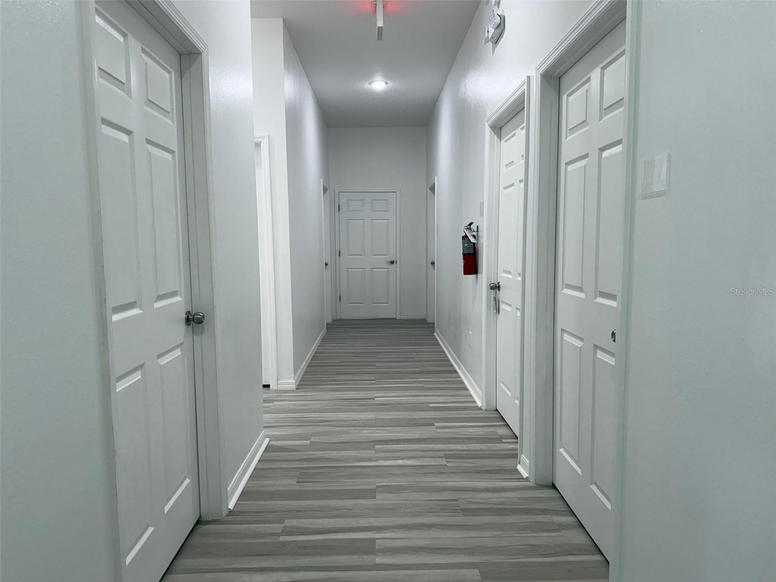 4377 Hunters Park Ln Property Photo 5