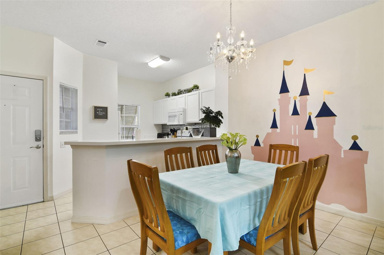 8487 Crystal Cove Loop Property Photo 7